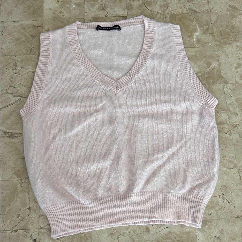 Brandy Melville‎ Wool Light Pink V-Neck Sweater Vest Women’s One Size